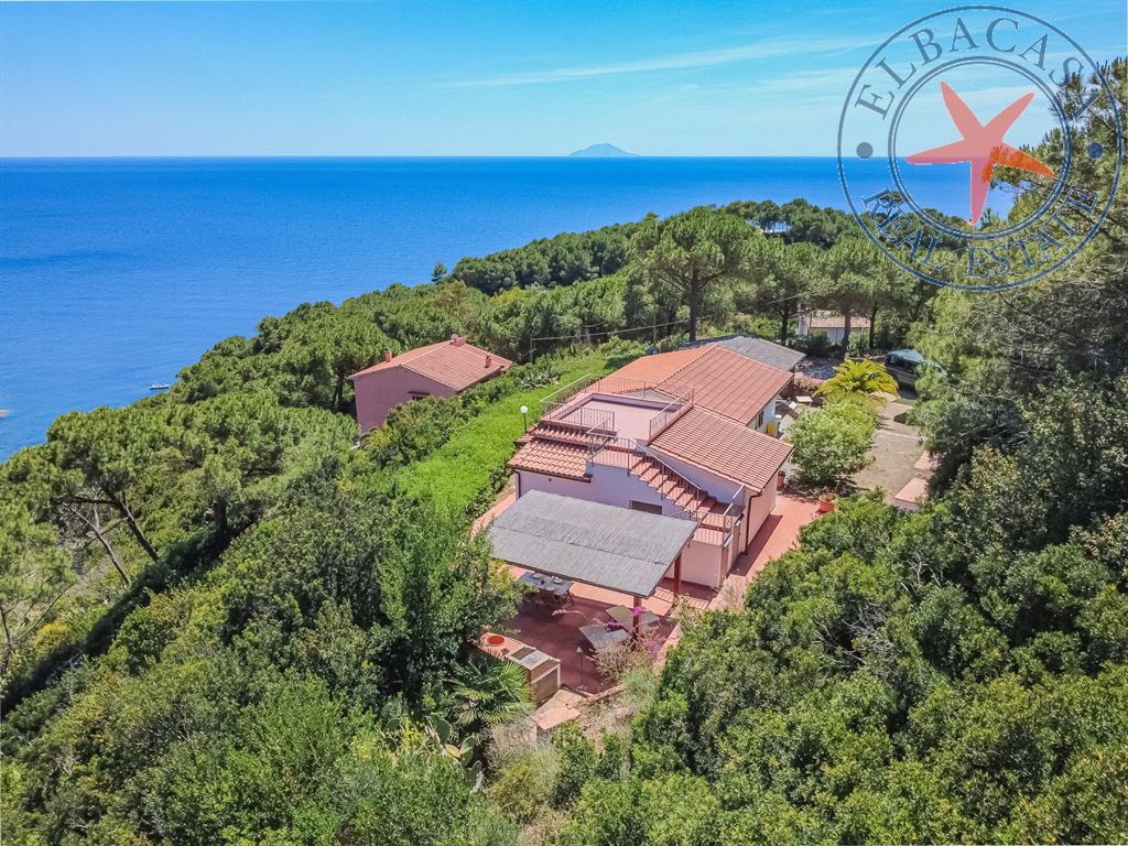 CAPOLIVERI - ELBA - Esclusiva proprietà panoramica con due villette indipendenti